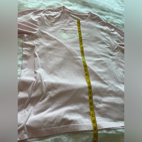 Nike Woman’s Short Sleeve Pink Tee - Picture 8 of 10